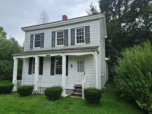 1204 West St, Conneautville, PA 16406