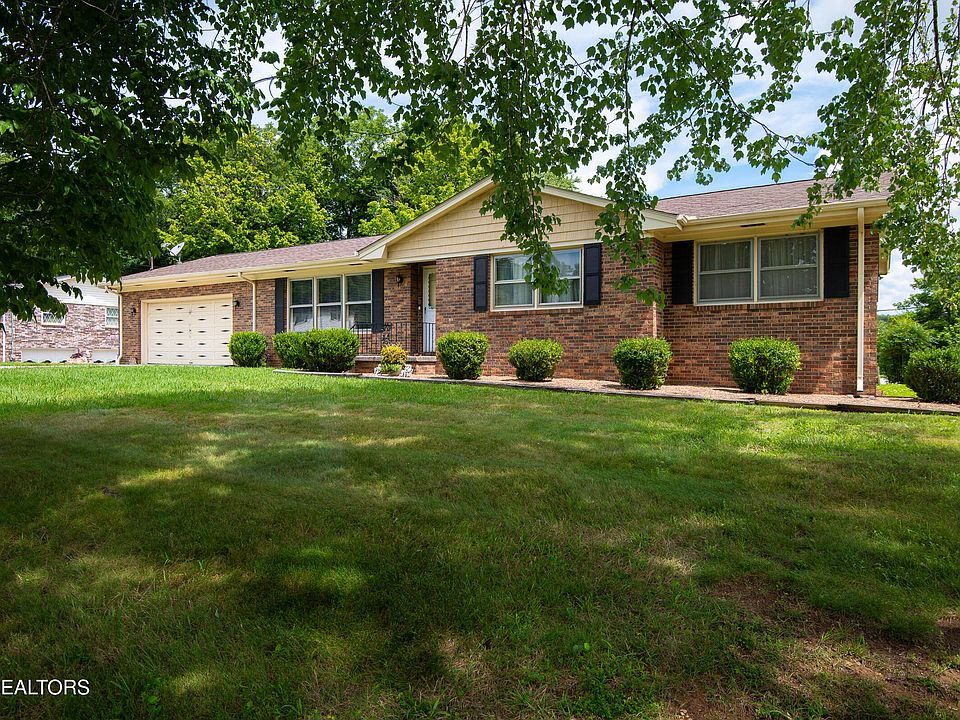 1st image of 101 Westwood Dr
