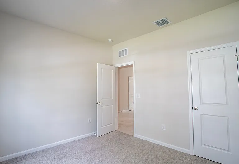 1270 Whispering Ln #1 — Photo 11