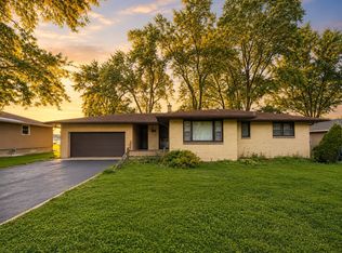 2295 177th St, Lansing, IL 60438