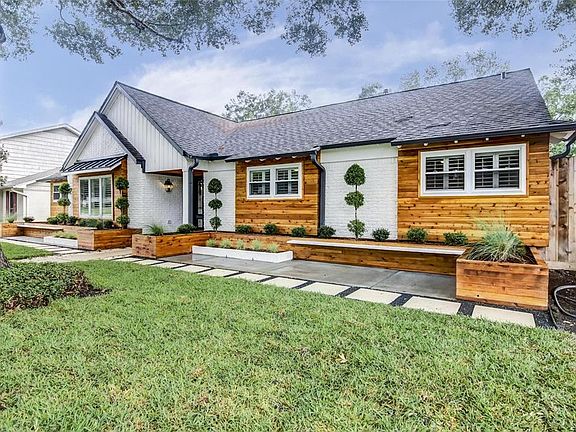 4th image of 10710 Russett Dr