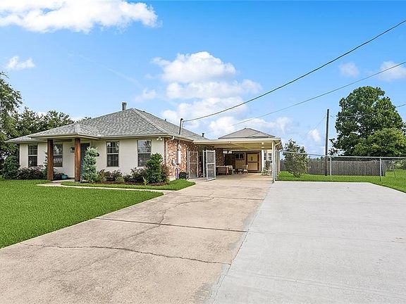 2nd image of 121 Luke Dr