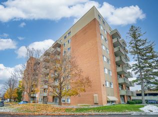 1599 Lassiter Ter #806, Ottawa, ON K1J 8R6