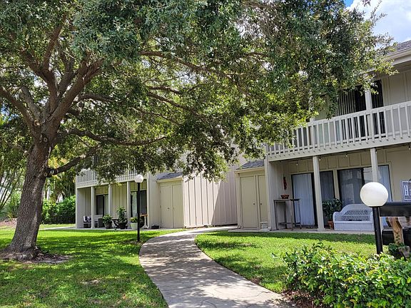 2nd image of 2216 Bahia Vista St APT H3