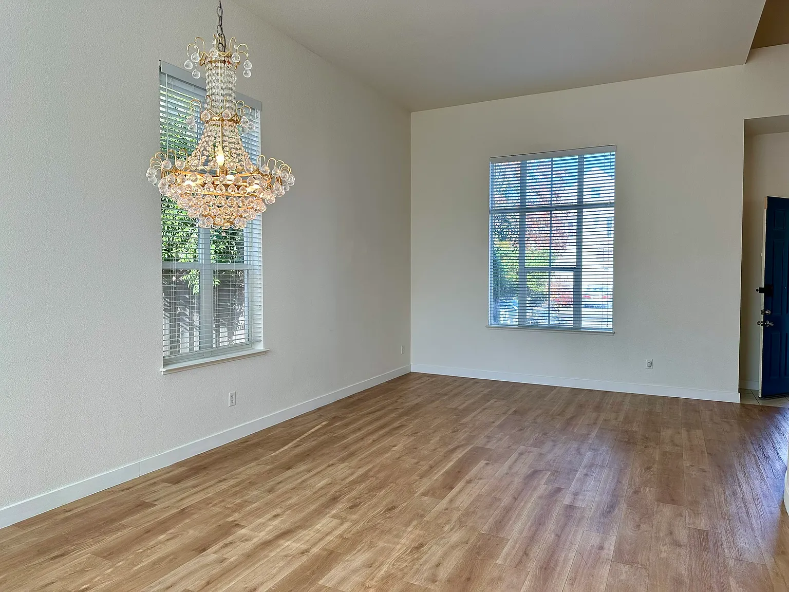 1944 Mokelumne Dr — Photo 4
