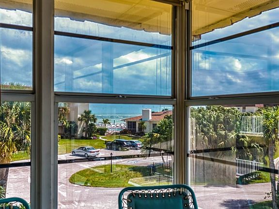 5th image of 5400 Highway A1a
