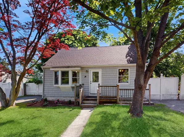 24 Smith Lane, Centereach, NY 11720