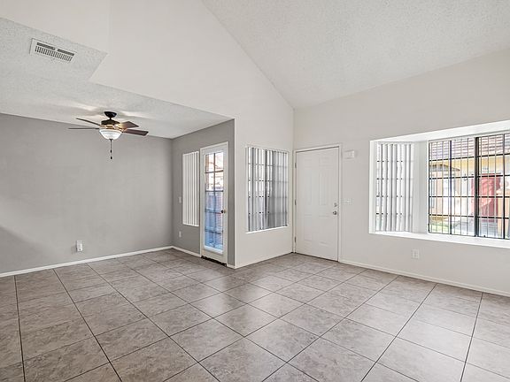 5th image of 743 W Stetson Ave