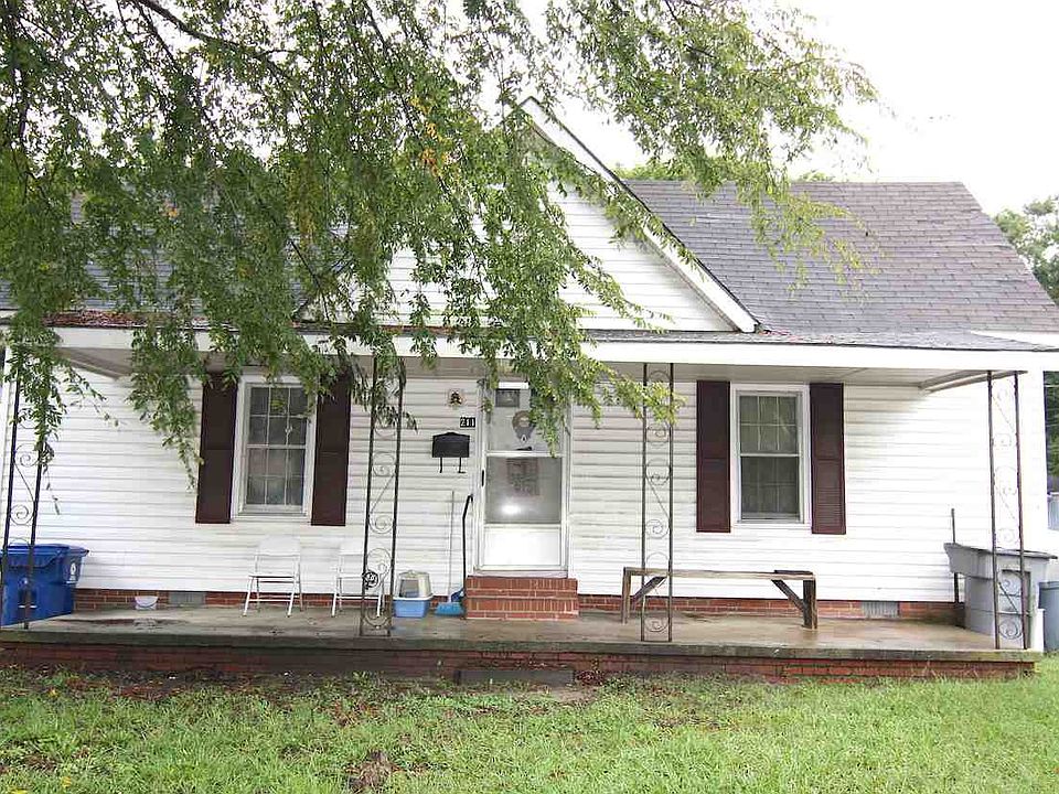 2nd image of 211 W Sellers St