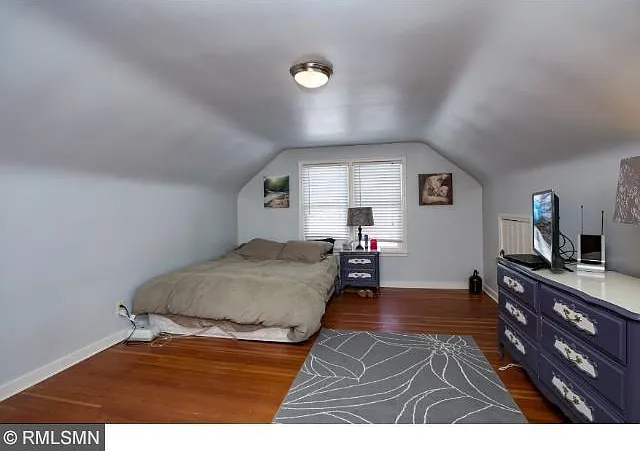 2948 Zarthan Ave S — Photo 9