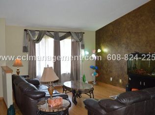 7210 Iris Bloom Dr, Madison, WI 53719