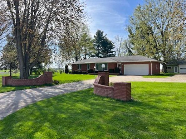 30550 County Road 42, Wakarusa, IN 46573