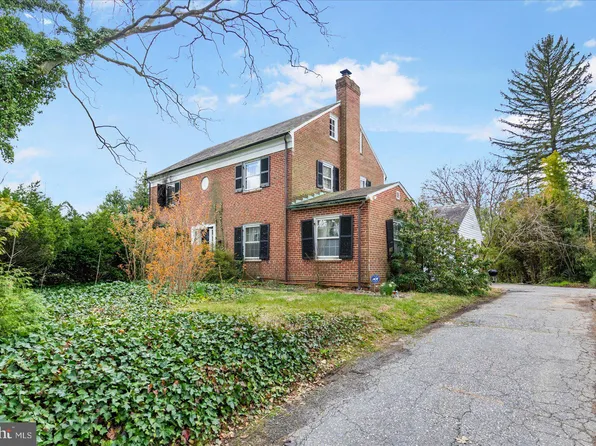 5516 N Charles St, Baltimore, MD 21210