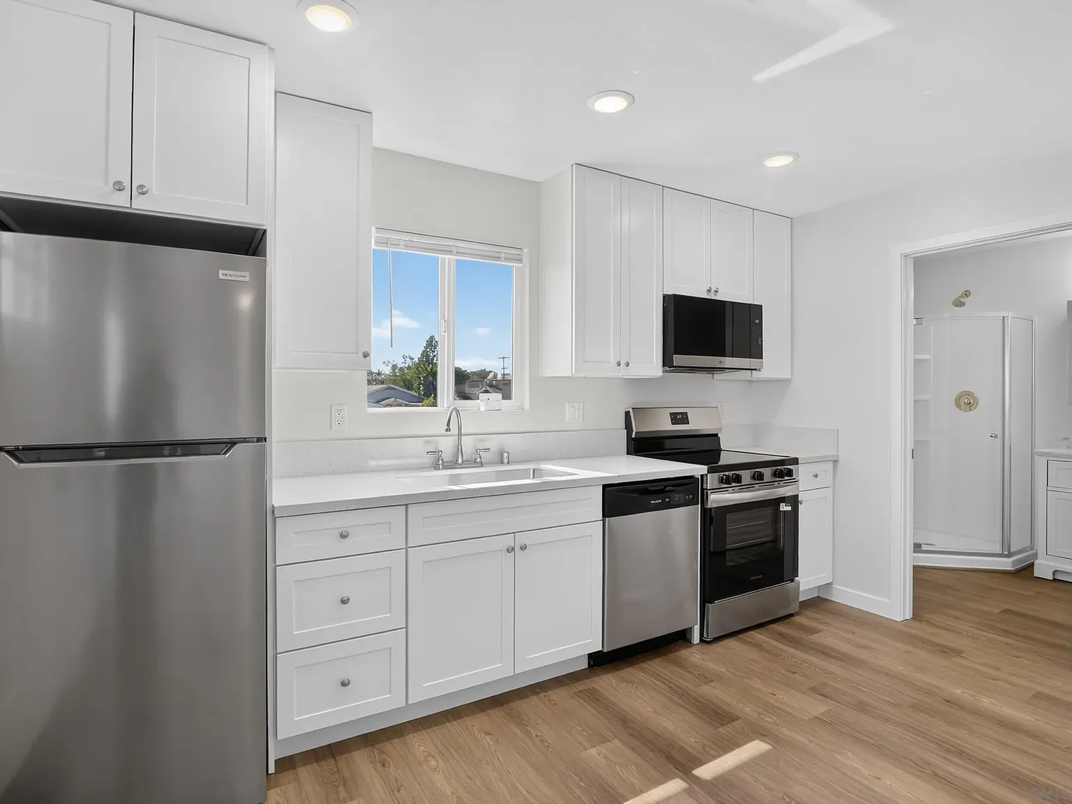 1 bed, 1.0 bath, 500 sqft, $1,850 — Photo 2
