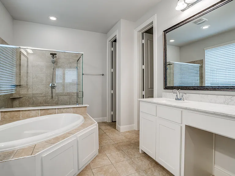 2811 Killdeer Trl — Photo 18