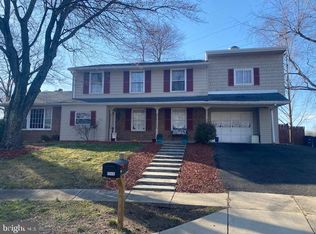 8906 Oldfield Ct, Fort Washington, MD 20744