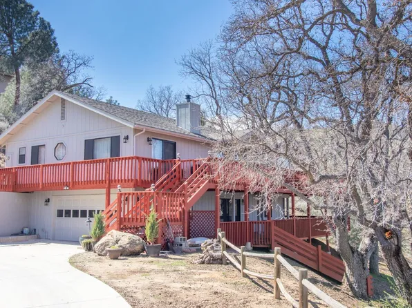 30401 Fox Ridge Ct, Tehachapi, CA 93561