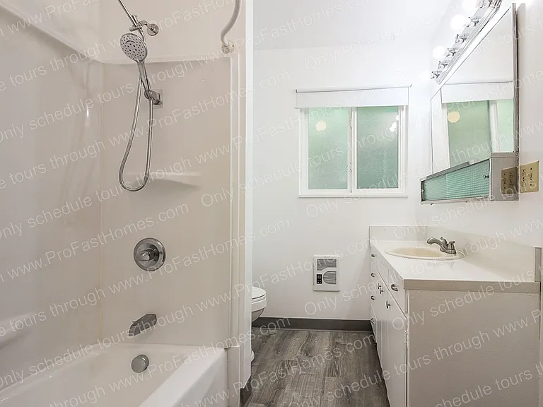 1310 SE 4th St — Photo 14