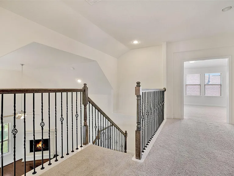 18 Garden Path Pl — Photo 27