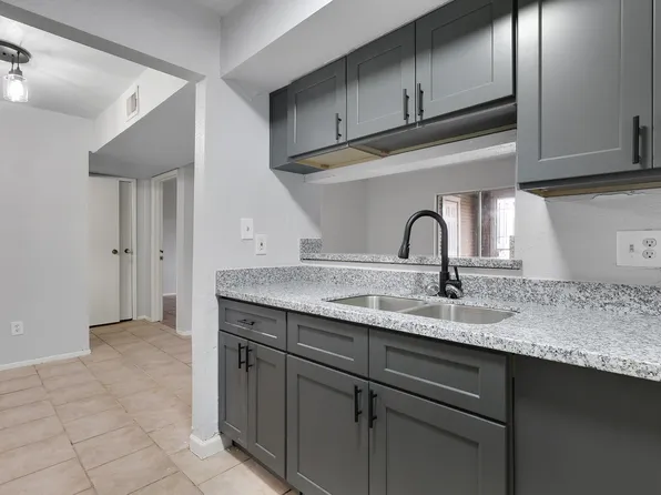 12610 Ashford Meadow Dr APT C, Houston, TX 77082