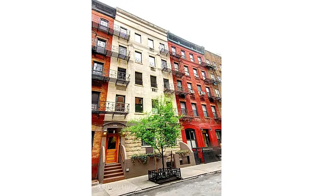 Sold by Douglas Elliman | media 13