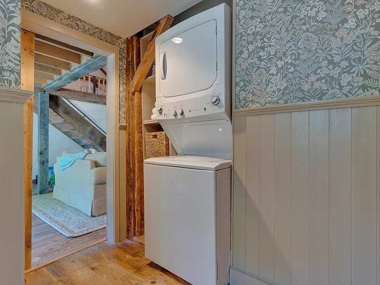 3 Decary Rd — Photo 17