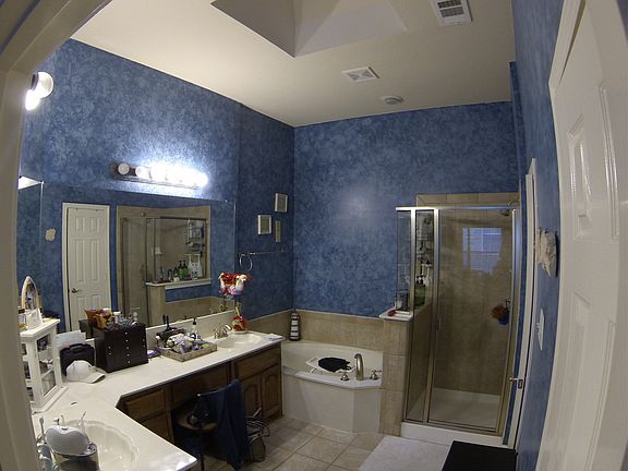 5th image of 2222 Hollow Way
