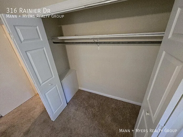 316 Rainier Dr — Photo 29