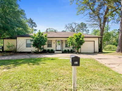 102 Linden Ln, Liberty, TX, 77575