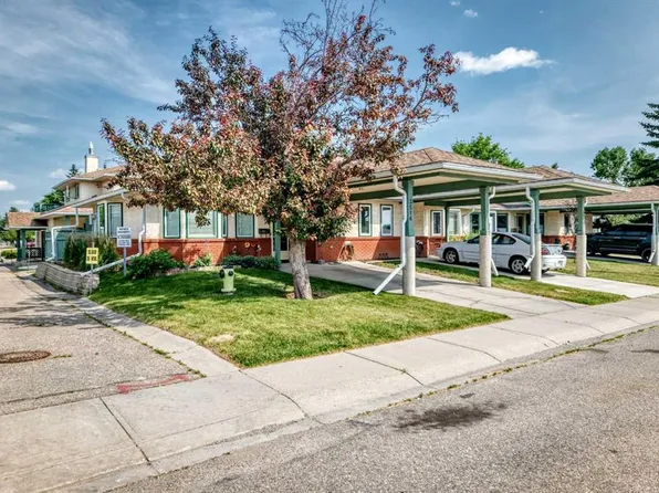 3516 W 26a St SE, Calgary, AB T2B 3G8