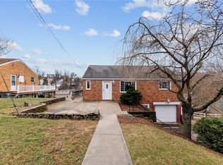 95 Bartley Rd, Pittsburgh, PA 15241