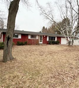 1907 Grandview Dr, Johnsburg, IL, 60051