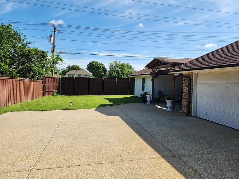 6413 Stilwell Rd — Photo 61