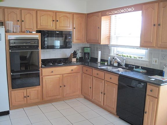 5th image of 9013 N Joey Dr
