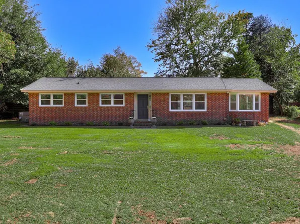 472 Gilbert St SE, Aiken, SC 29801