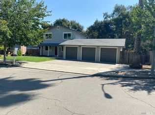 3416 Castlerock Ct, Santa Rosa, CA 95404