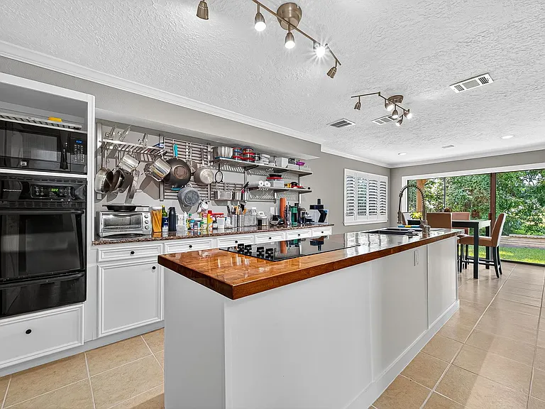 5815 Green Terrace Ln — Photo 15