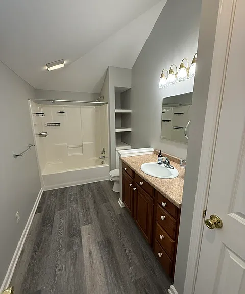 239 W North St #1 — Photo 10