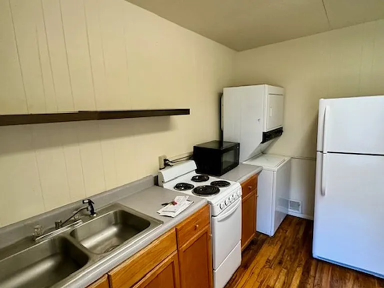 609 S 9th Ave #B — Photo 12