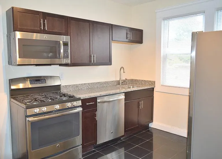 318 Westcott St #2 — Photo 1