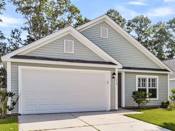 210 Wildberry Ln, Goose Creek, SC 29445