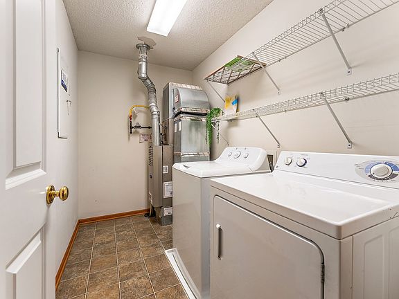 5th image of 10824 Kingsfield Ln #10824
