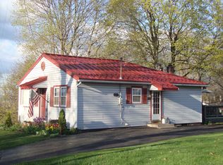 5 Picnic Woods Rd, Lititz, PA 17543