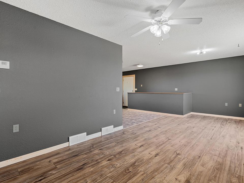 209 Janklow Ave, New Underwood, SD 57761 Zillow