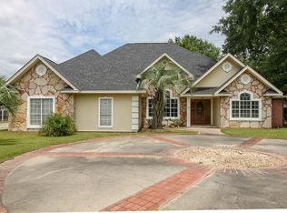 16 Palm Tree Loop, Petal, MS 39465