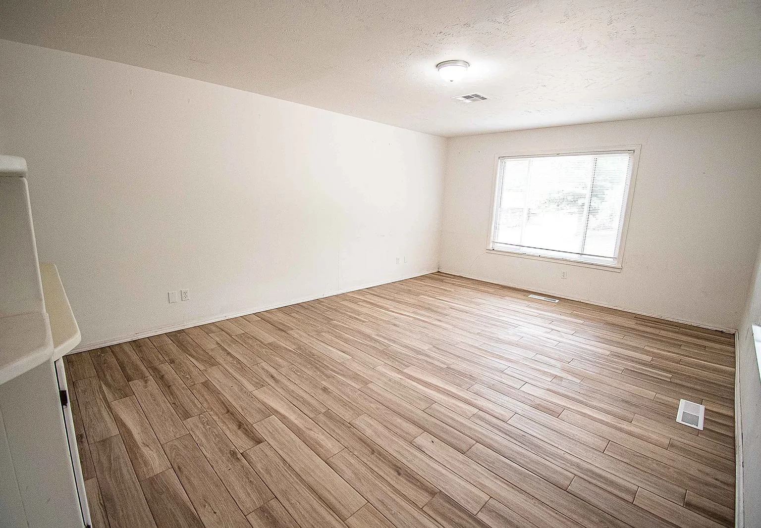4 bed, 1547 sqft, $2,500 — Photo 3