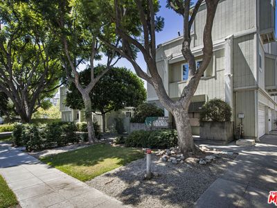 137 N Oak Knoll Ave UNIT 14, Pasadena, CA, 91101
