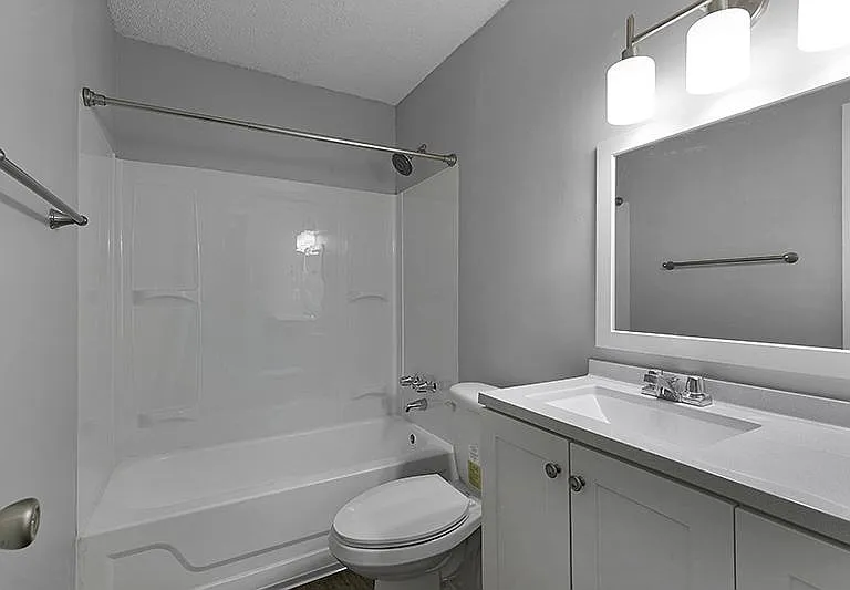 Compass Vista Apartments — Photo 33