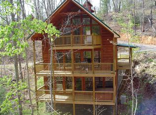 1450 Ridge Rd, Sevierville, TN 37862