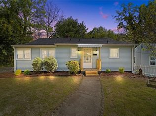 1102 Crestwood Dr, Winston Salem, NC 27101